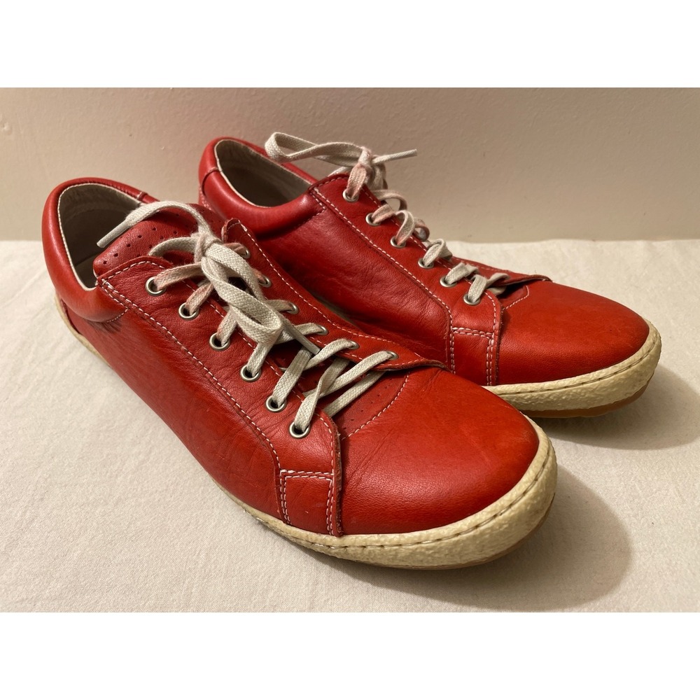 Soleterra Women Size 40 US 8 Red Leather Lace Up Sneakers Made in Portugal - Picture 3 of 11